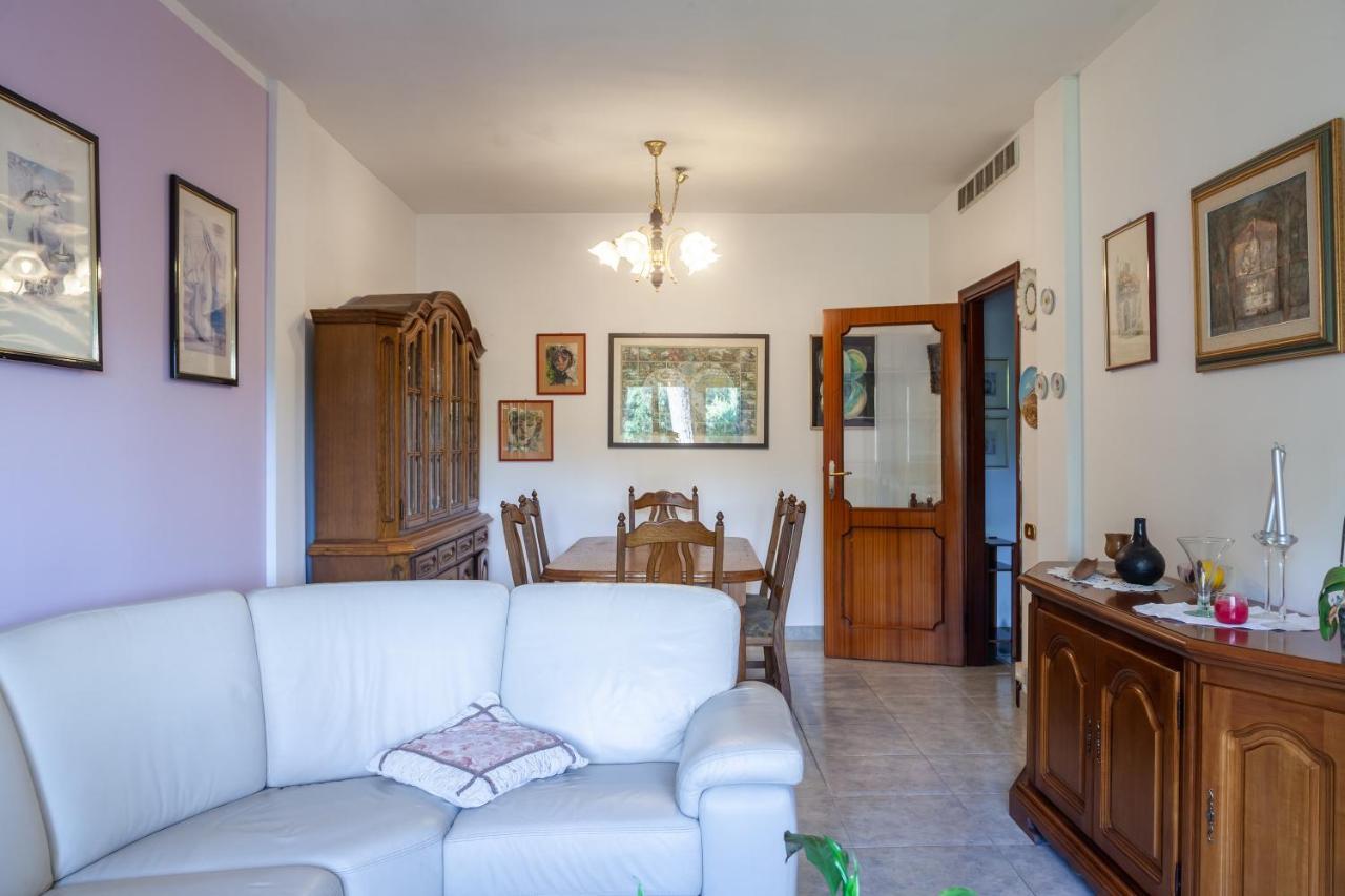 Casa Cesarina Apartment มาสซา ภายนอก รูปภาพ