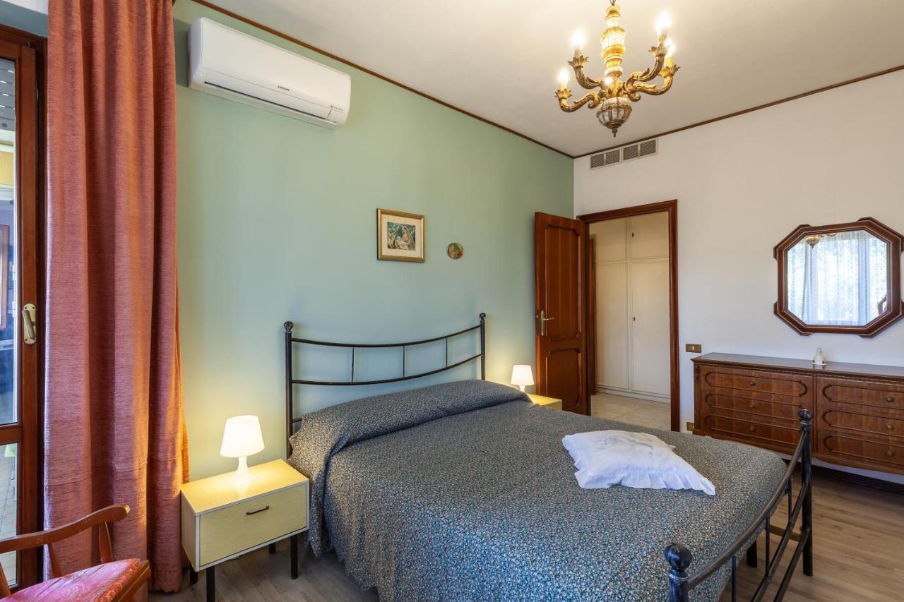 Casa Cesarina Apartment มาสซา ภายนอก รูปภาพ